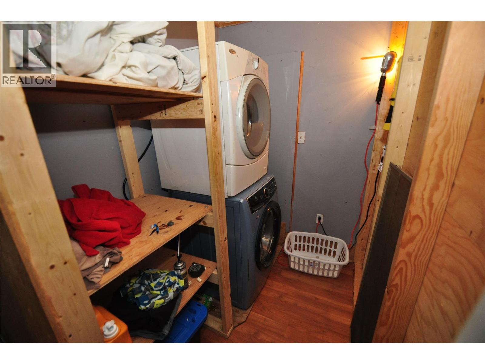 105 Washington Street N, Kaslo