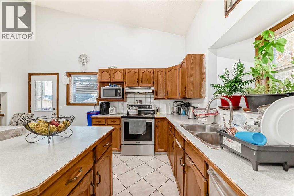 Single Family House 4 Level for Sale in  San Diego Green NE Monterey Park Calgary 