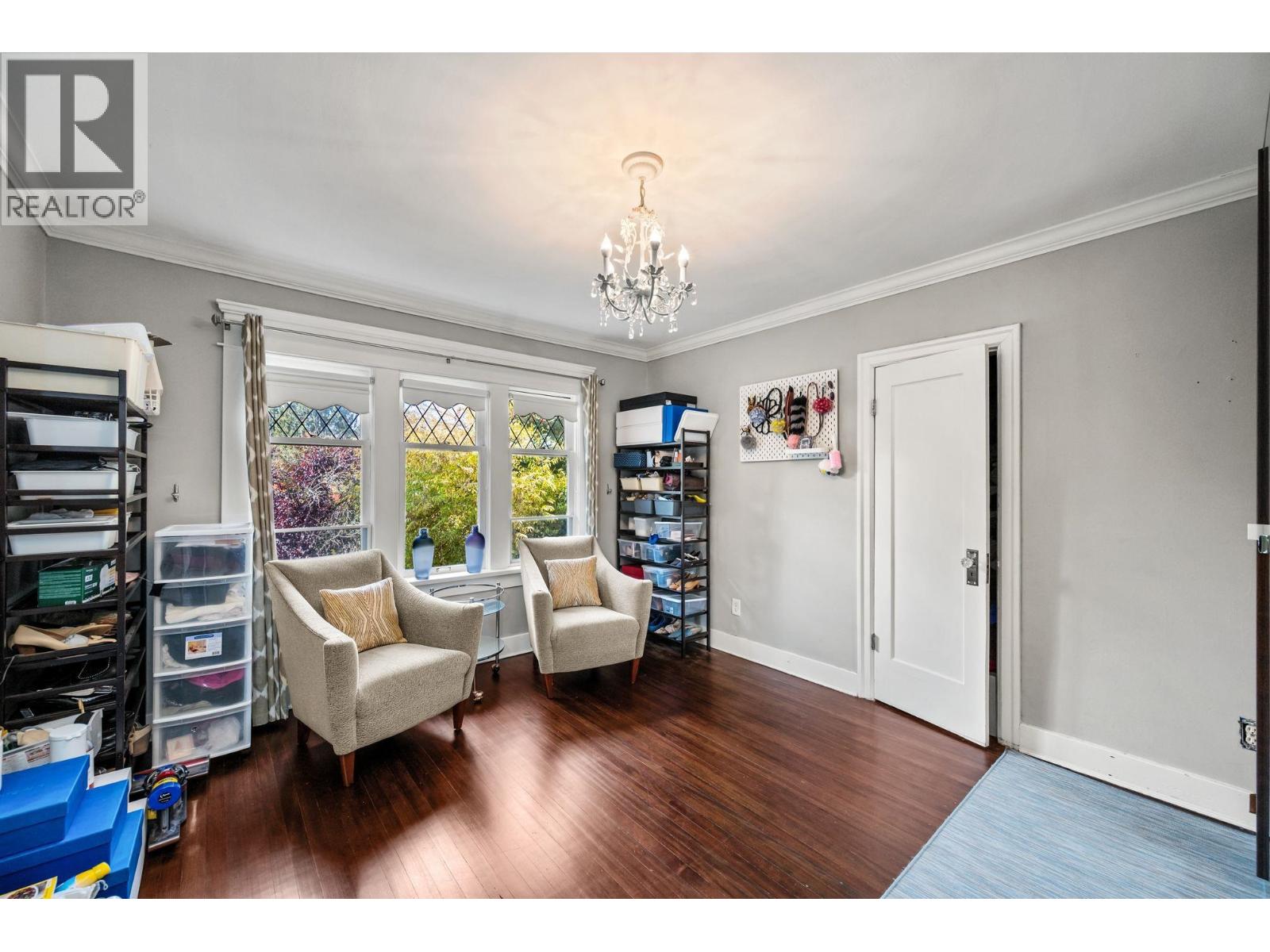 6050 ATHLONE STREET, Vancouver