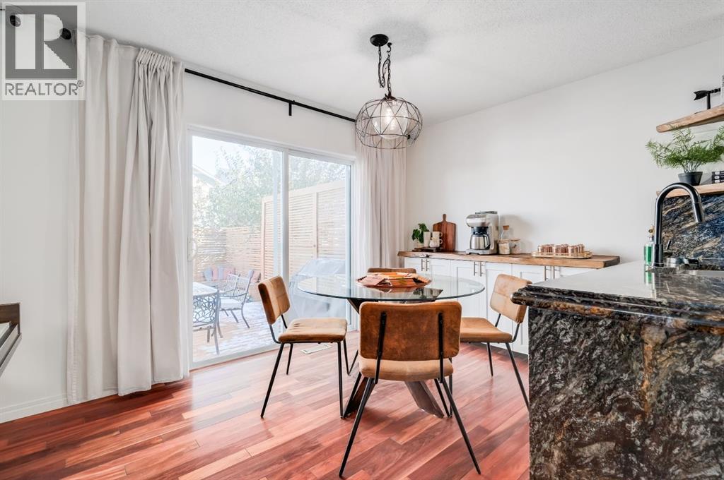 Single Family House for Sale in  Royal Elm Drive NW Royal Oak Calgary 