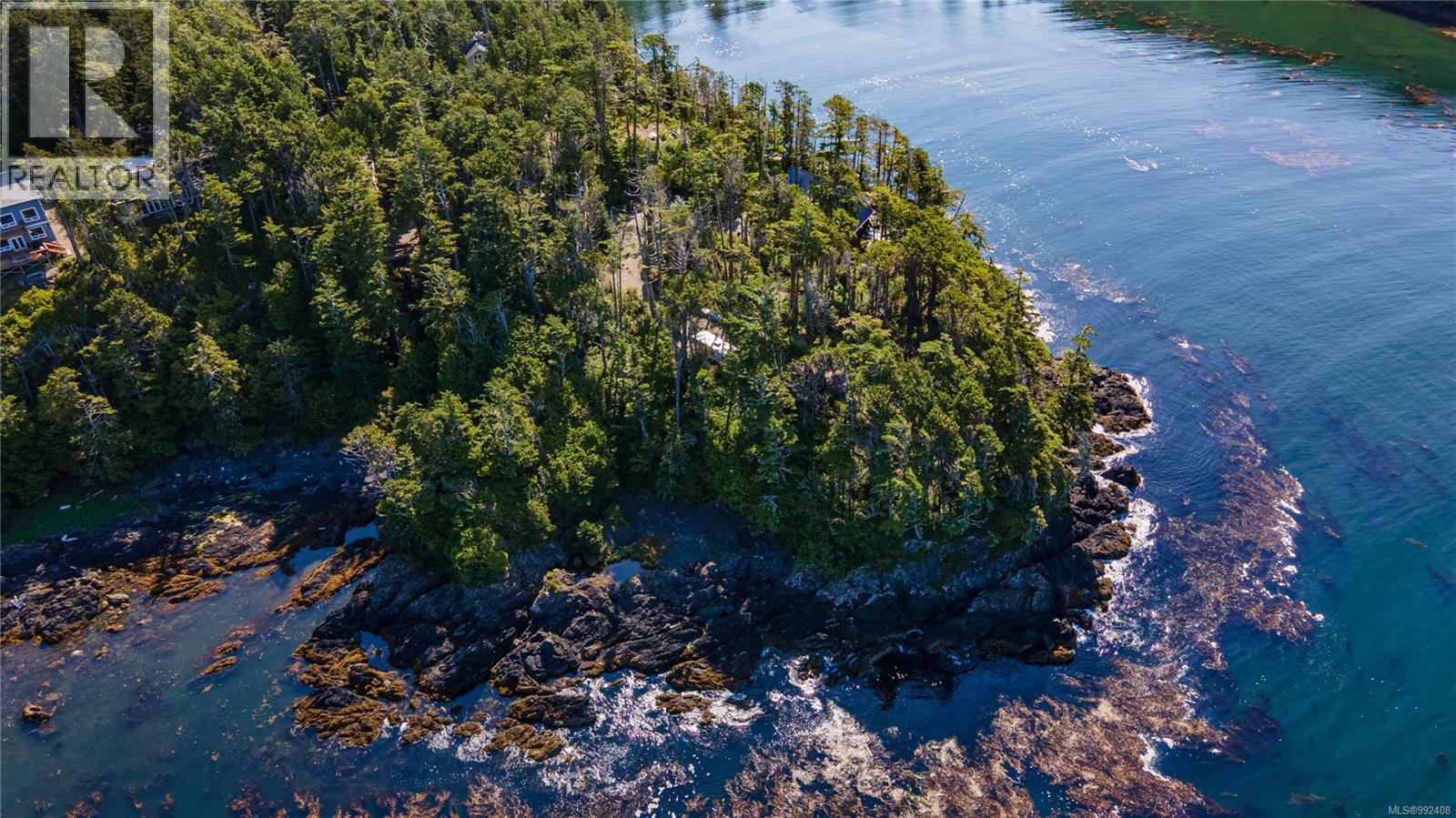 392 Reef Point Rd, Ucluelet