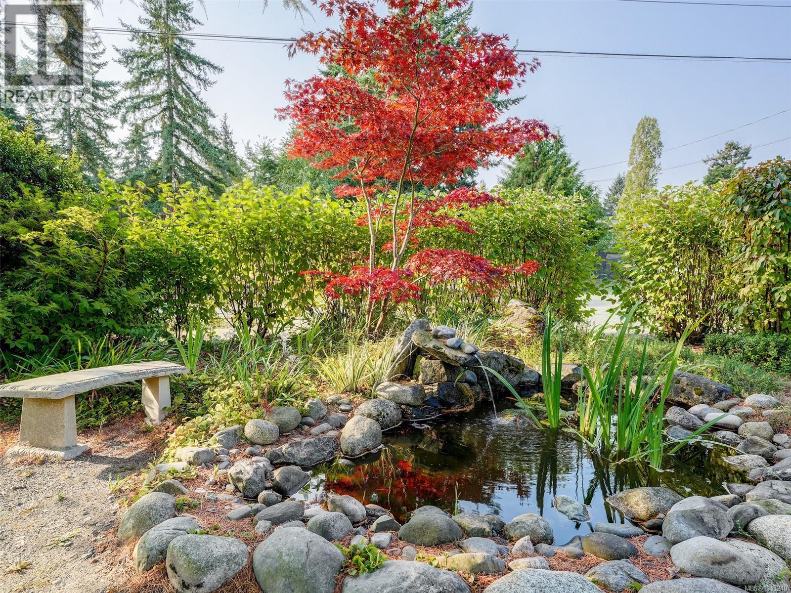 1974 Hovey Rd, Central Saanich