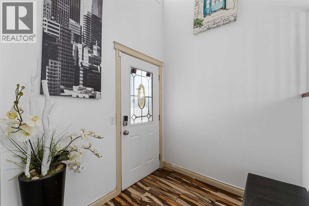 Single Family House for Sale in  Tarawood Grove NE Taradale Calgary 