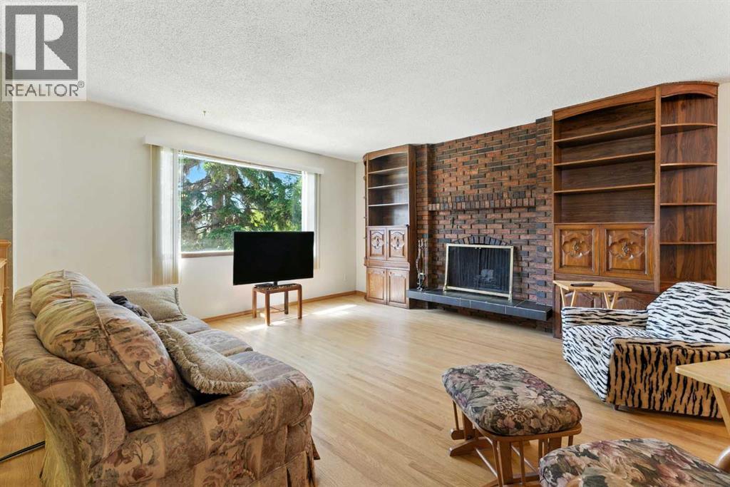 Single Family House Bi-level for Sale in  Madigan Drive NE Marlborough Park Calgary 