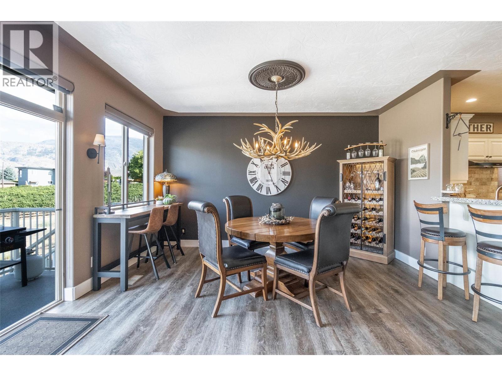 6963 CHARDONNAY Place, Oliver