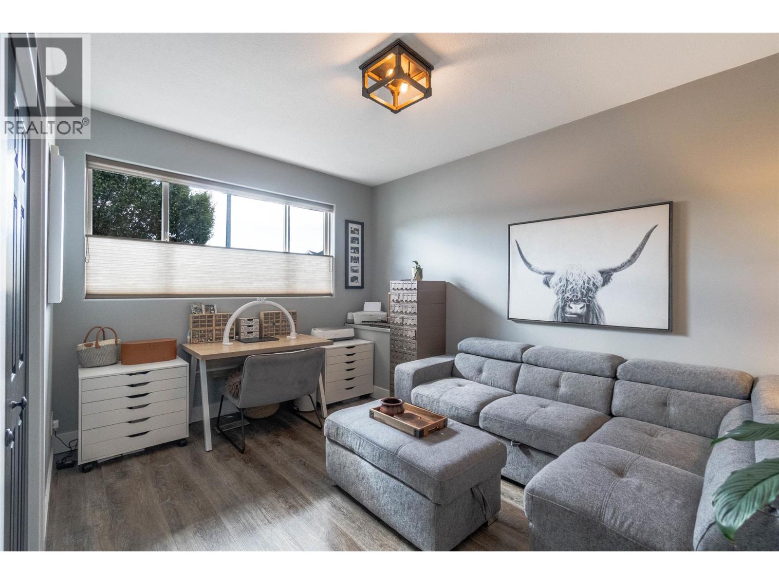 6963 CHARDONNAY Place, Oliver