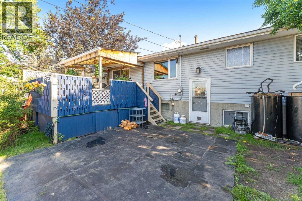 Single Family House Bi-level for Sale in  Marbrooke Circle NE Marlborough Calgary 