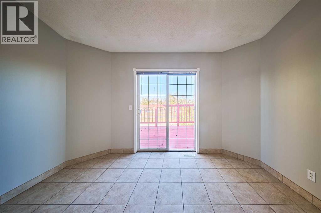 Single Family House Bi-level for Sale in  Somervale Green SW Somerset Calgary 