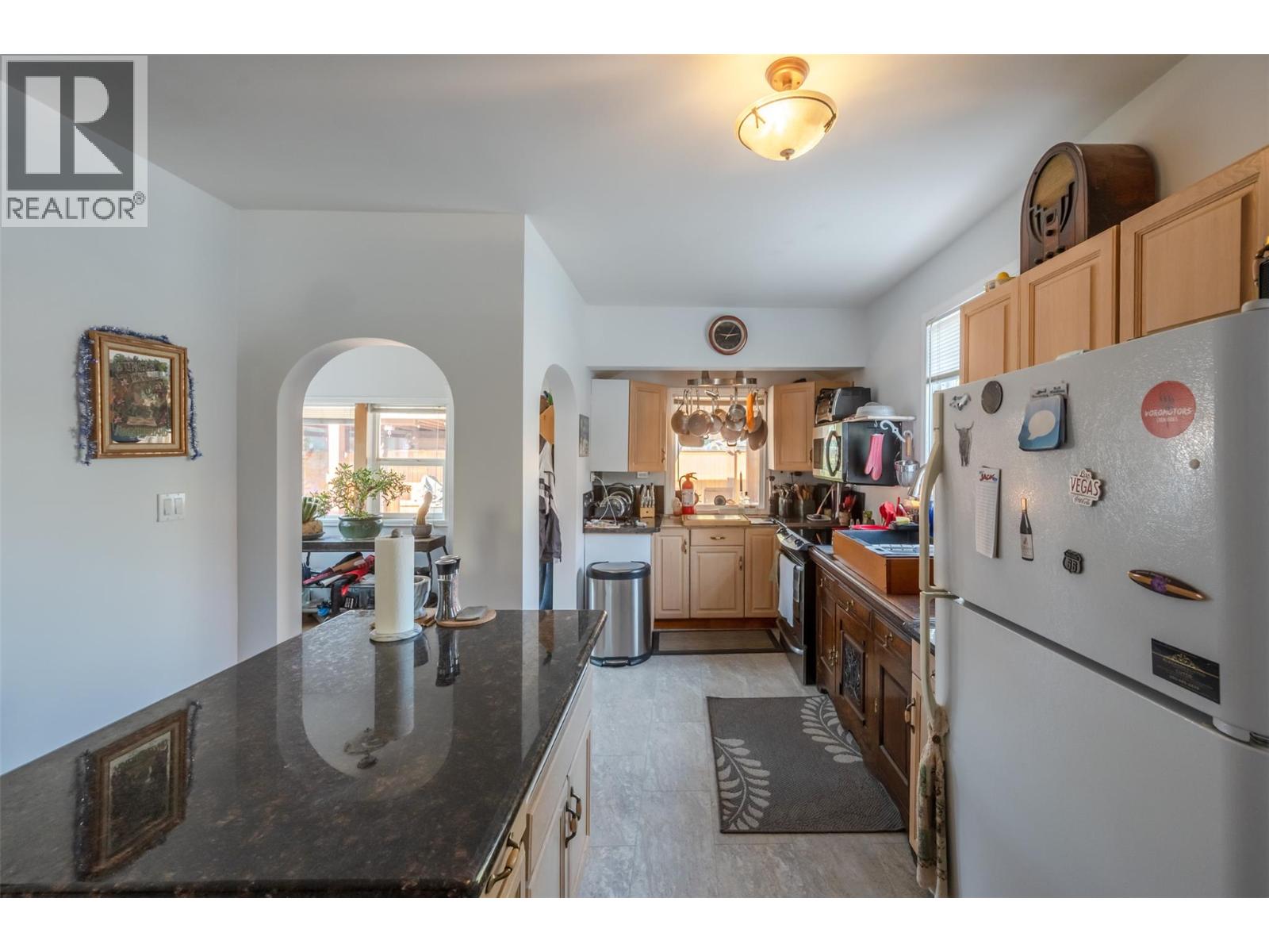 6130 Kootenay Street, Oliver