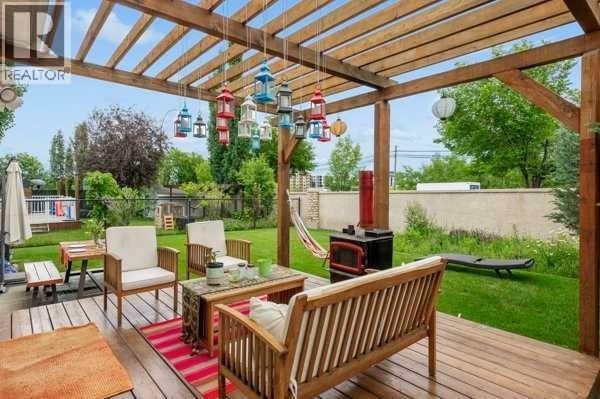 Single Family House for Sale in  Cougar Ridge Circle SW Cougar Ridge Calgary 