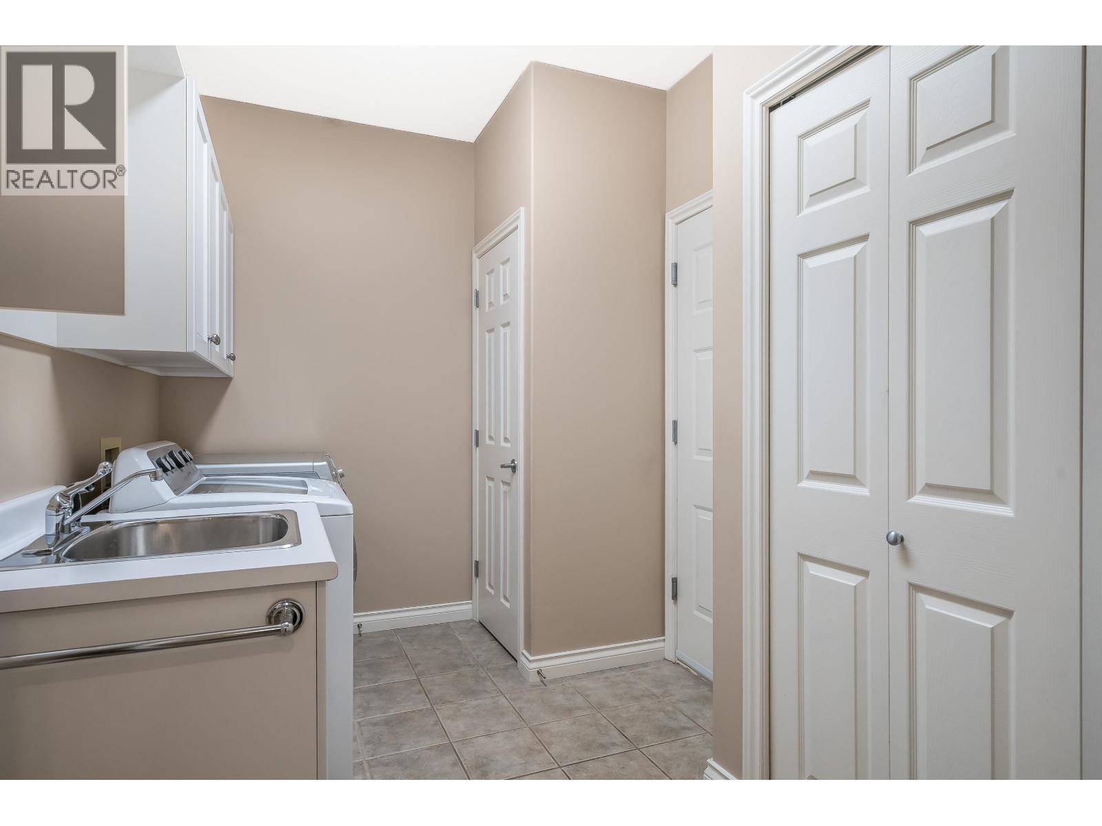 5434 GROVE Avenue, Ladner