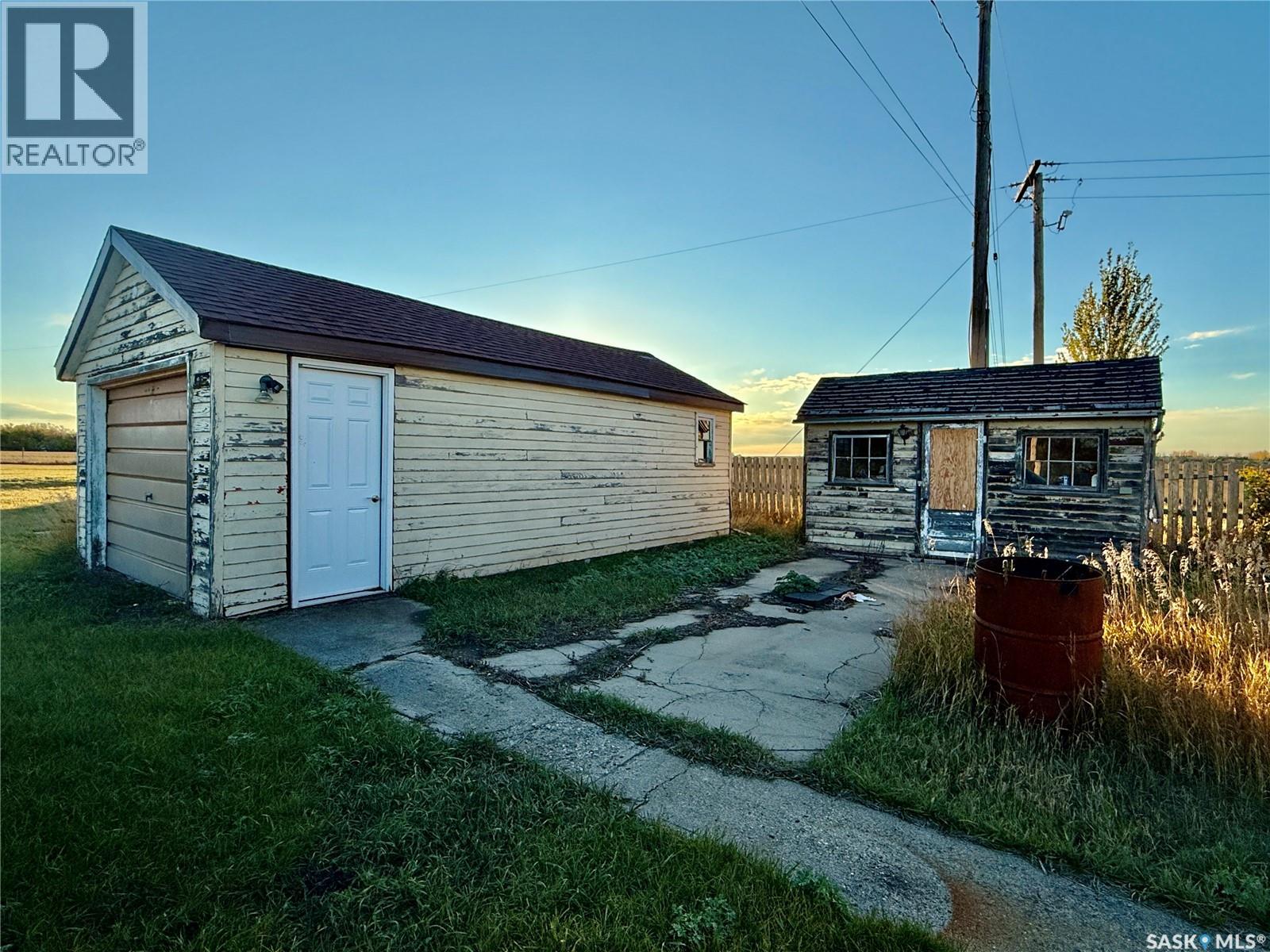 100 Main STREET - Photo 4 of 48, Aylesbury, Saskatchewan