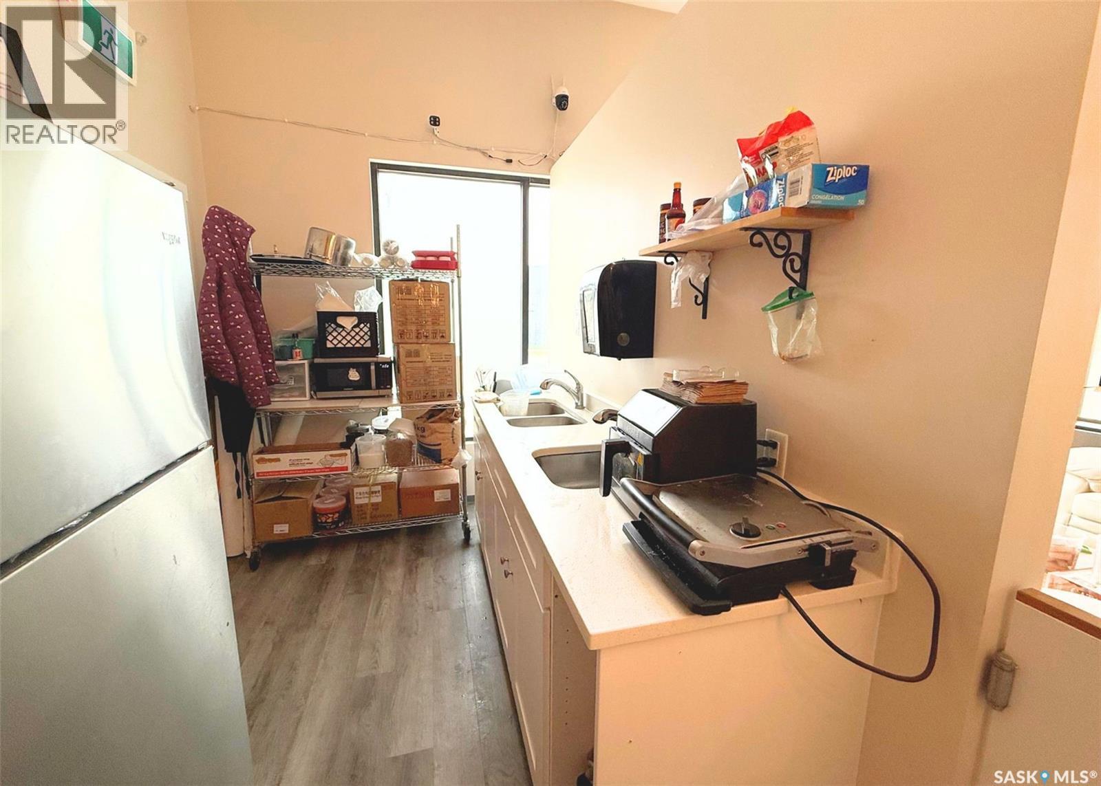 1 212 Central STREET — photo 10