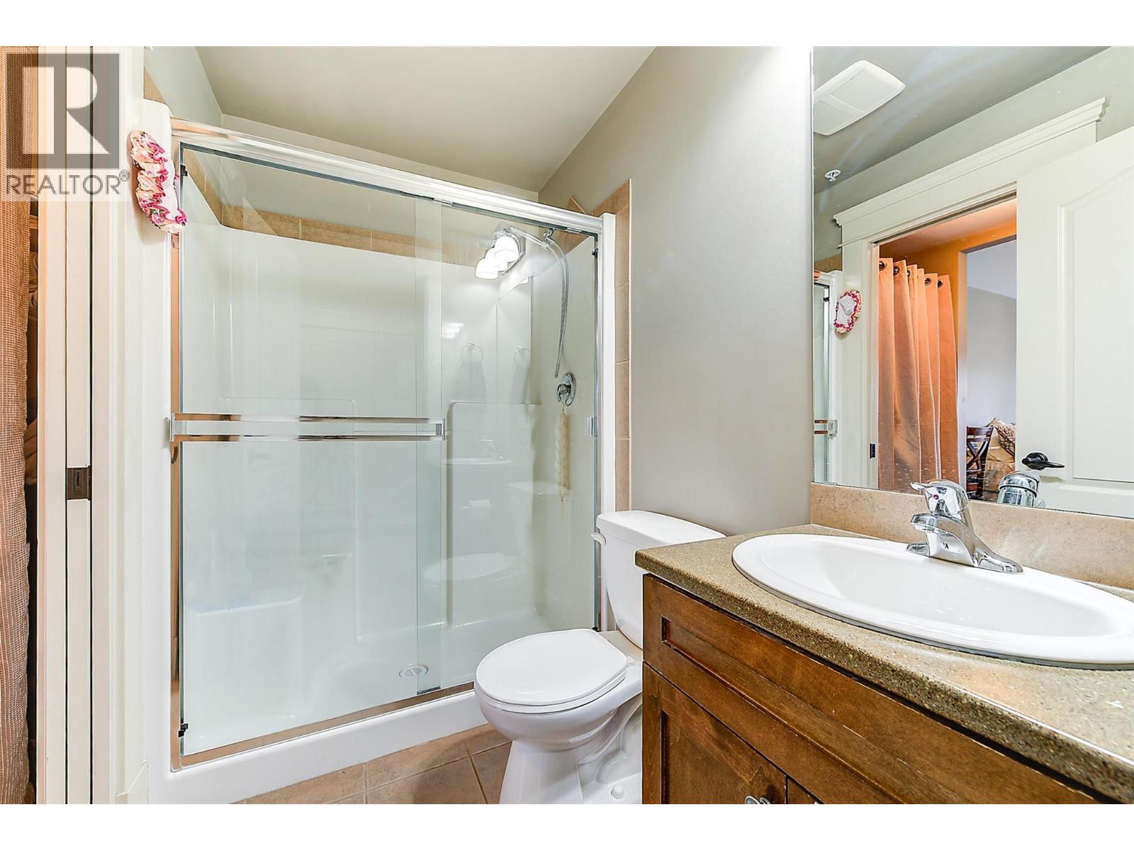 #517 2070 Boucherie Road Lot# 24-1-4 - 33