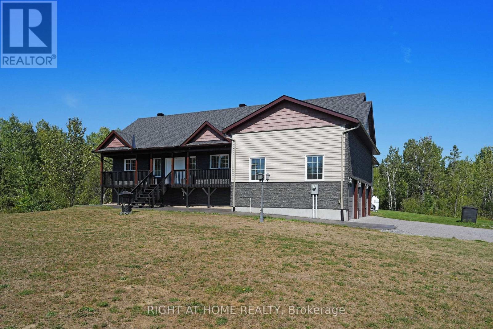 Country living at its finest!