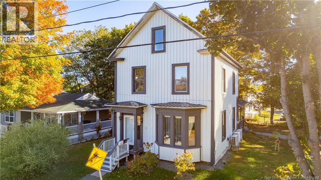 15 Veazey Street - Photo 3 of 50, St. Stephen, New Brunswick