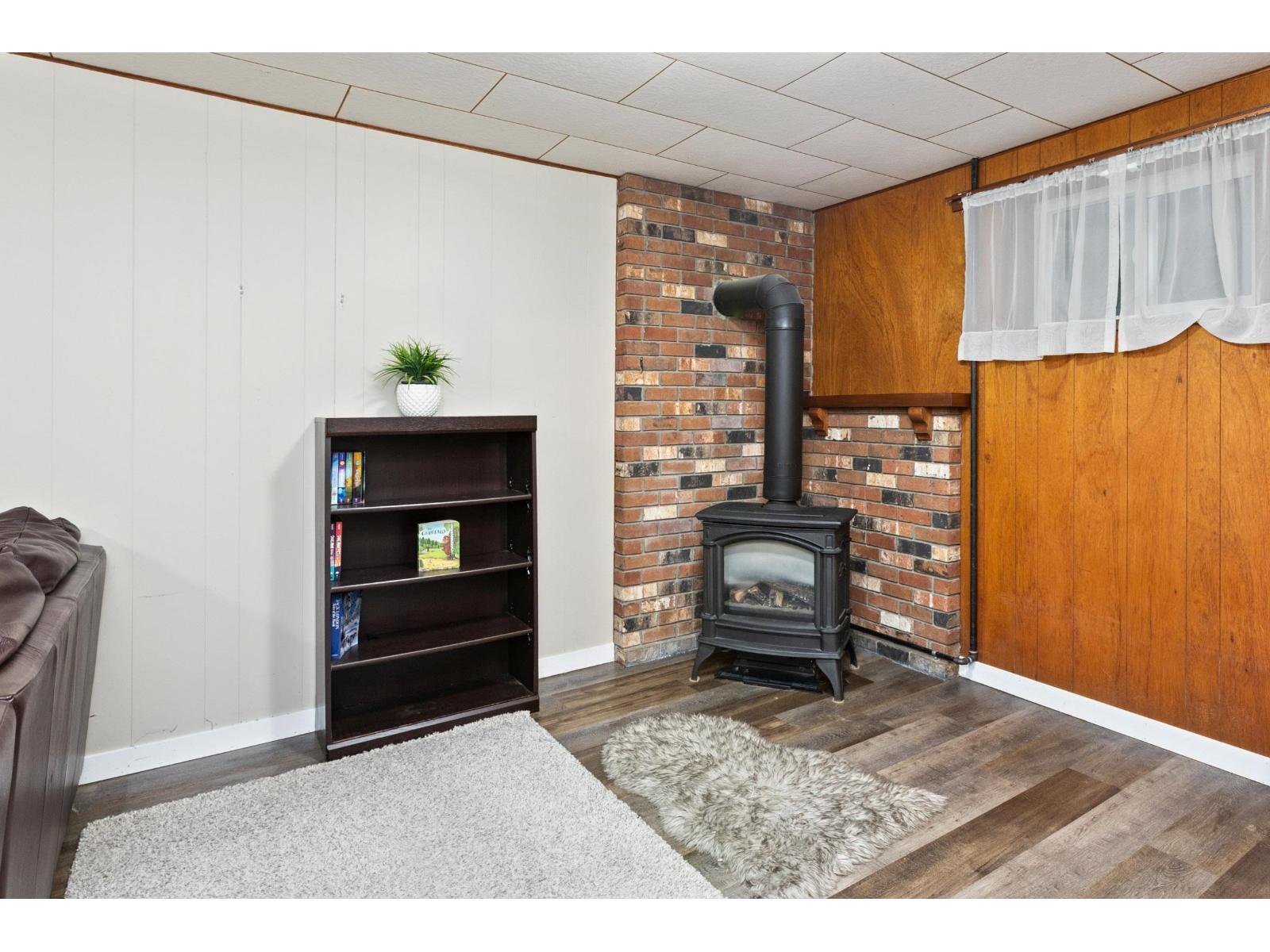 14093 MAGDALEN AVENUE, White Rock