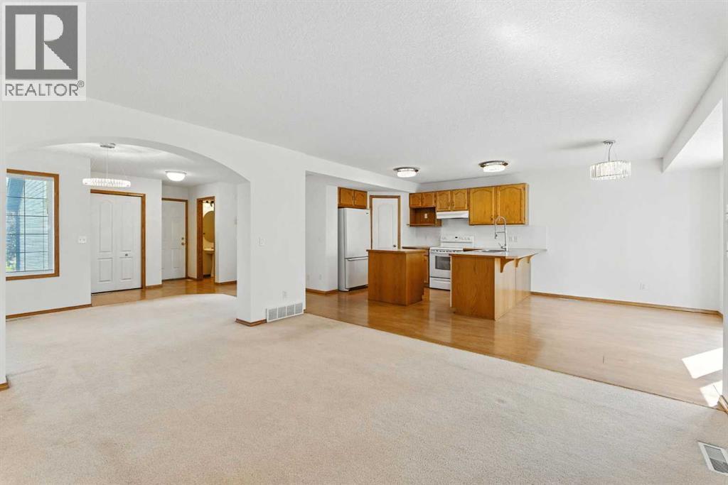 Single Family House for Sale in  Tuscarora Way NW Tuscany Calgary 