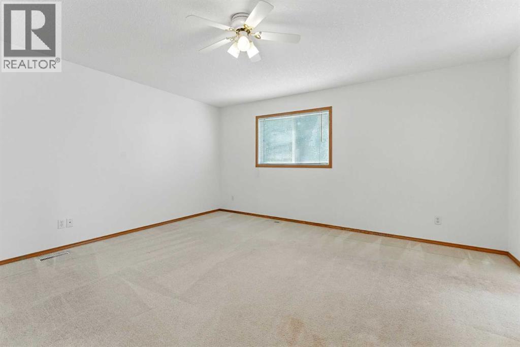 Single Family House for Sale in  Tuscarora Way NW Tuscany Calgary 