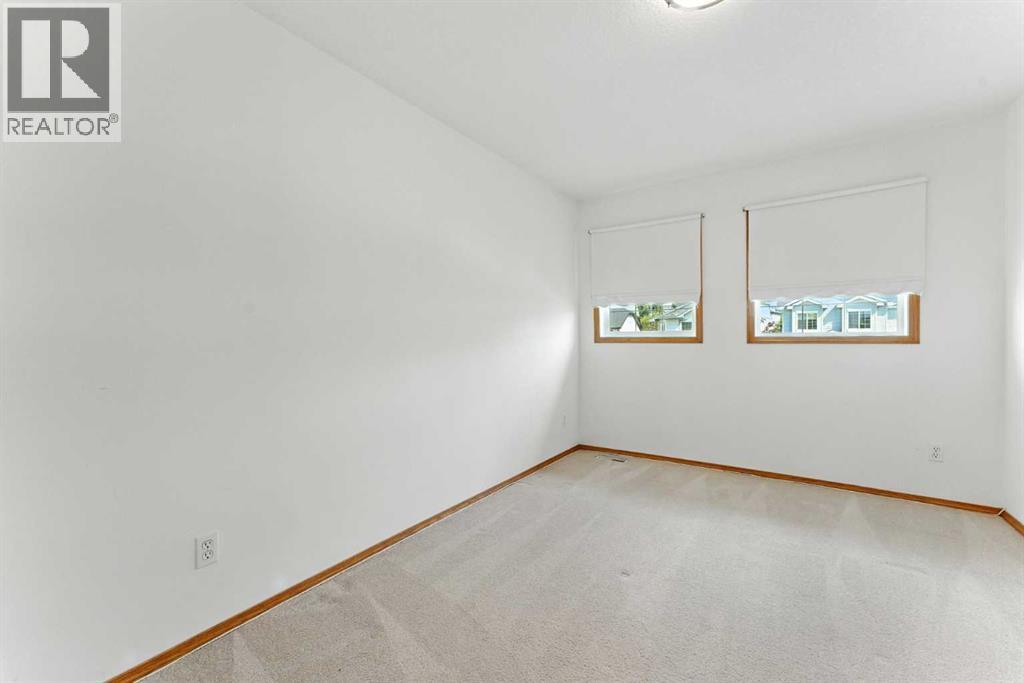 Single Family House for Sale in  Tuscarora Way NW Tuscany Calgary 