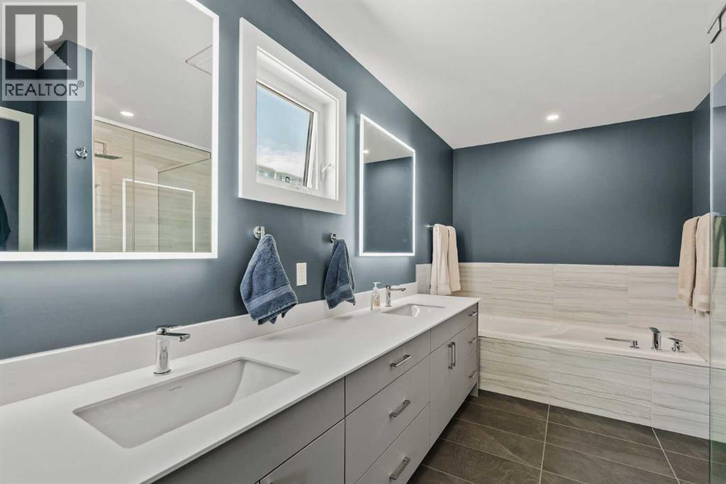 Single Family House for Sale in    Street SW Lower Mount Royal Calgary 