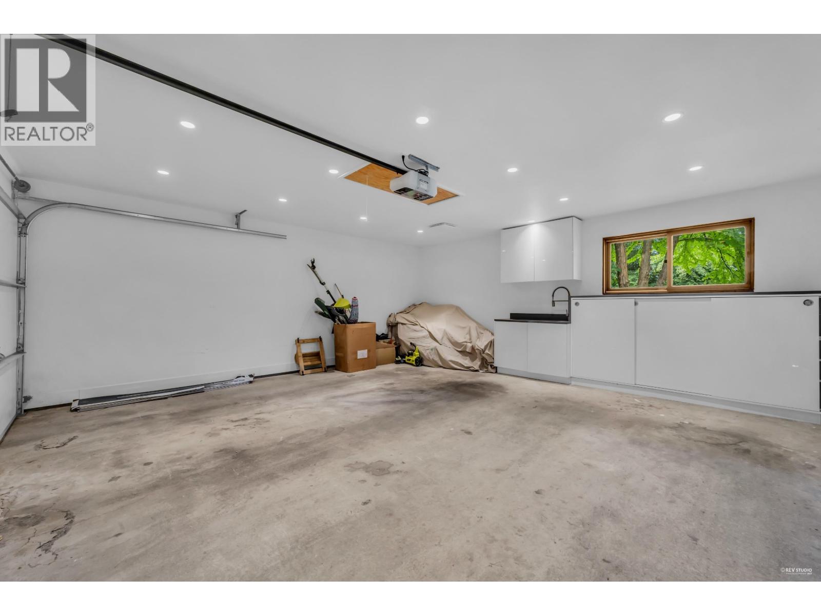 2901 ALLAN ROAD, North Vancouver