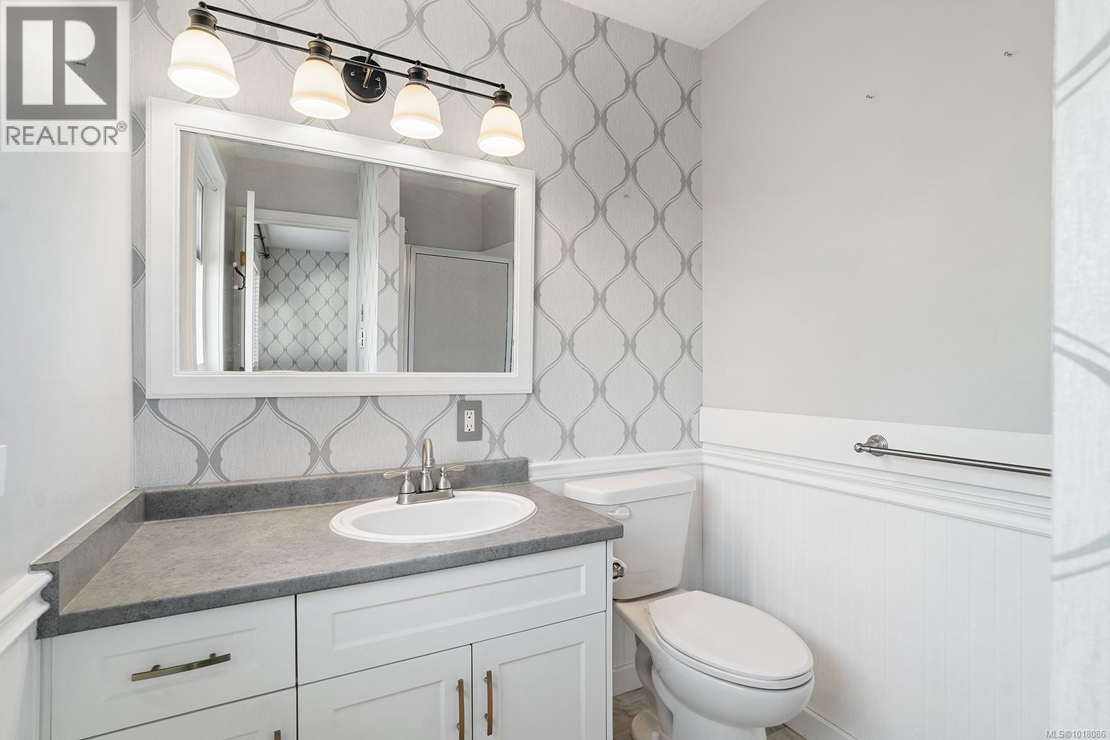 1353 Greenwood Way, Parksville