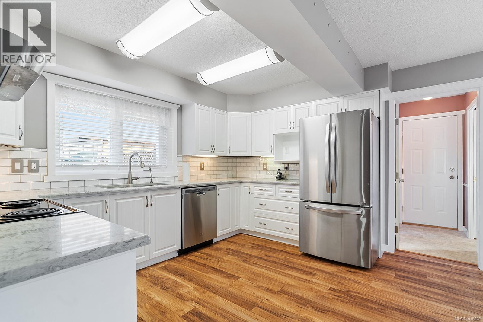 1353 Greenwood Way, Parksville
