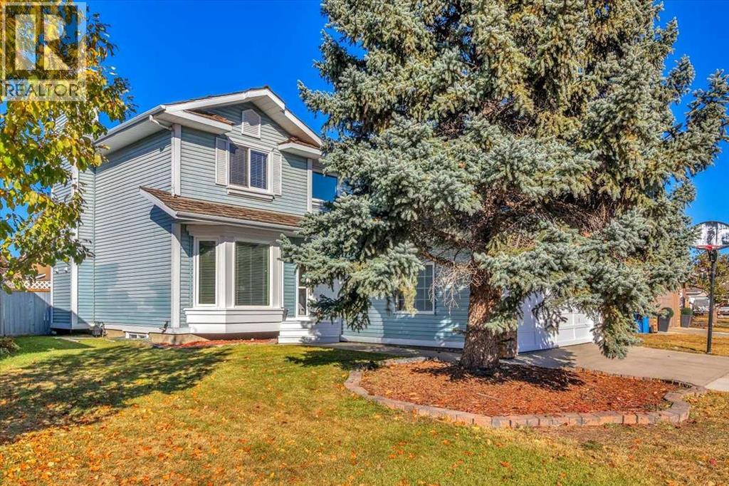 Single Family House for Sale in  Douglasbank Rise SE Douglasdale/Glen Calgary 