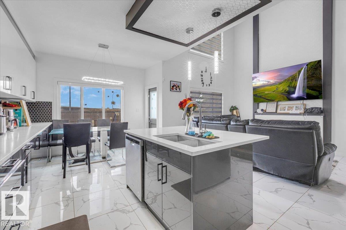 1325 20 ST NW, Edmonton