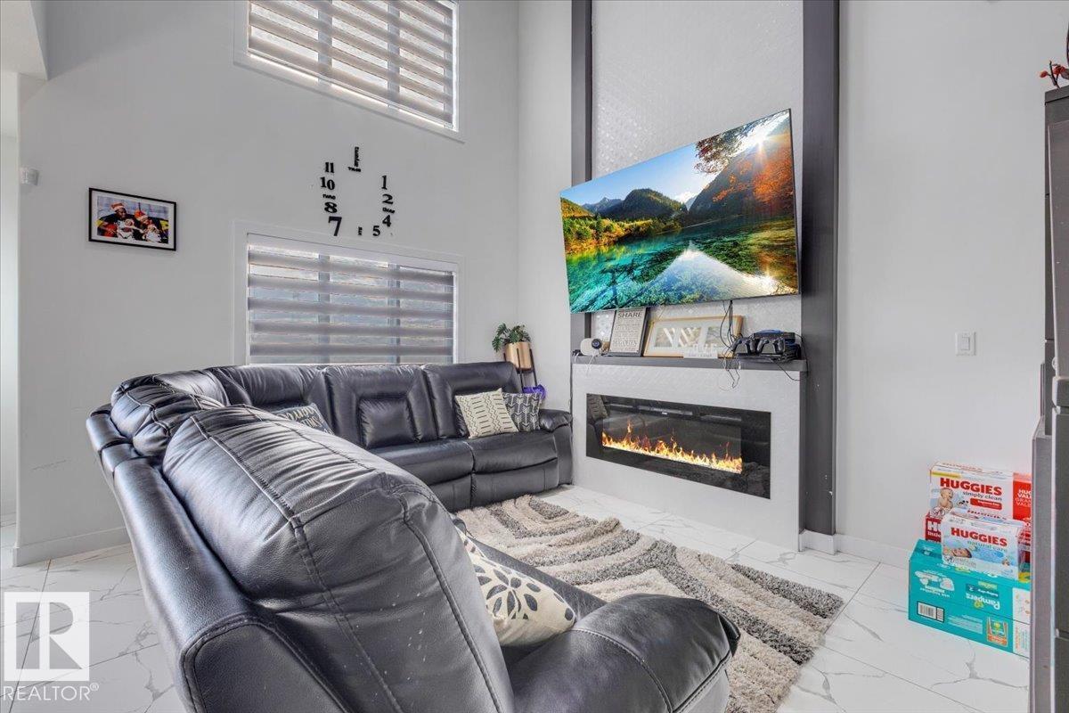 1325 20 ST NW, Edmonton