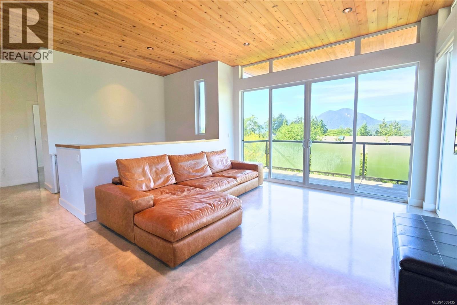 604 Alberto Rd, Tofino