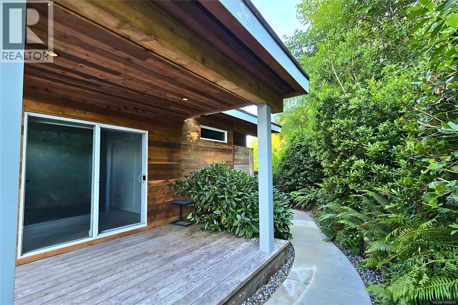 604 Alberto Rd, Tofino