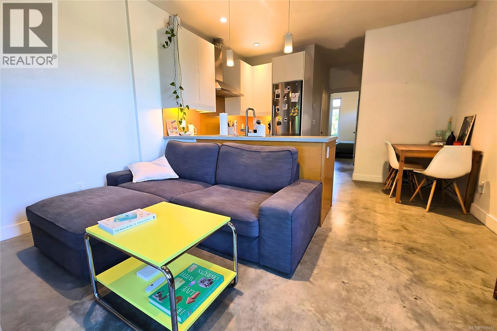 604 Alberto Rd, Tofino