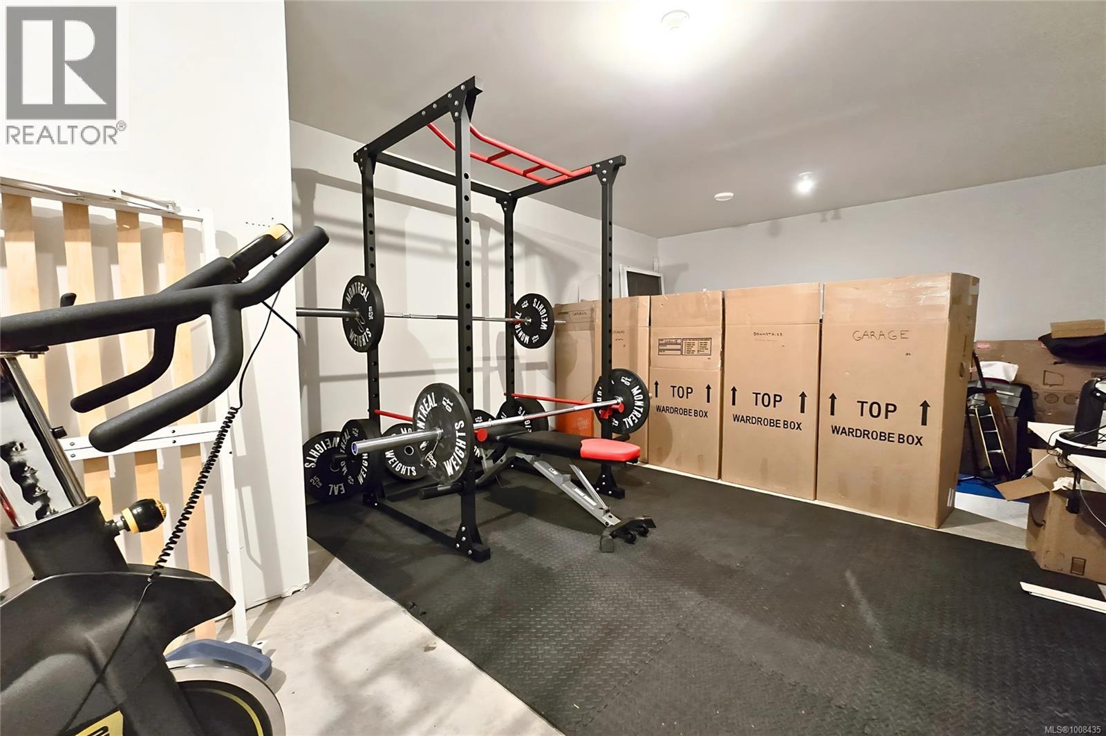 604 Alberto Rd, Tofino