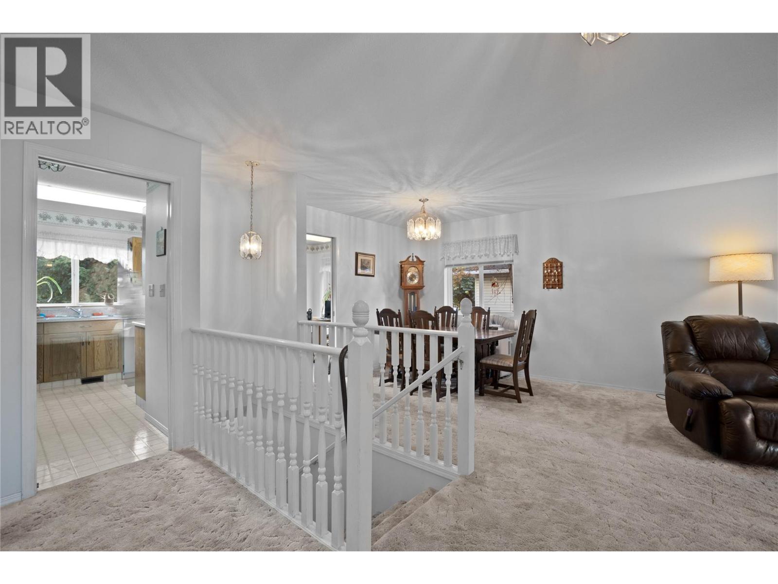 1660 15 Avenue Southeast, Salmon Arm