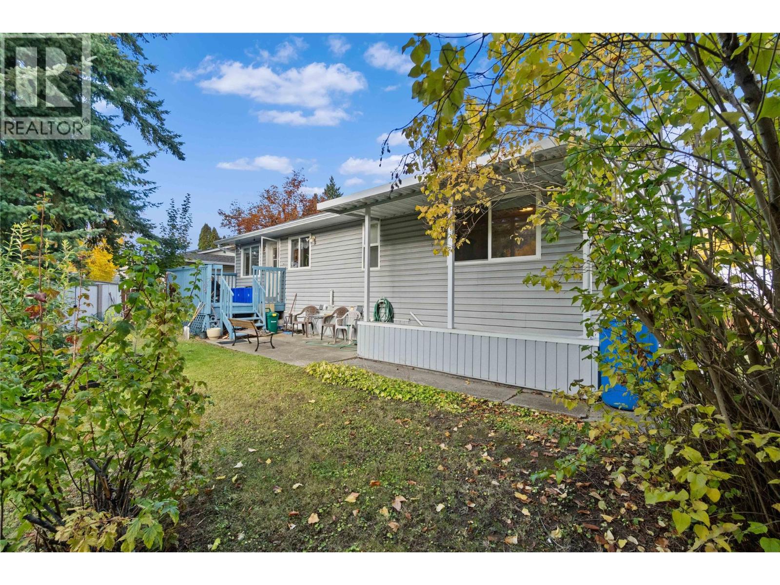 1660 15 Avenue Southeast, Salmon Arm
