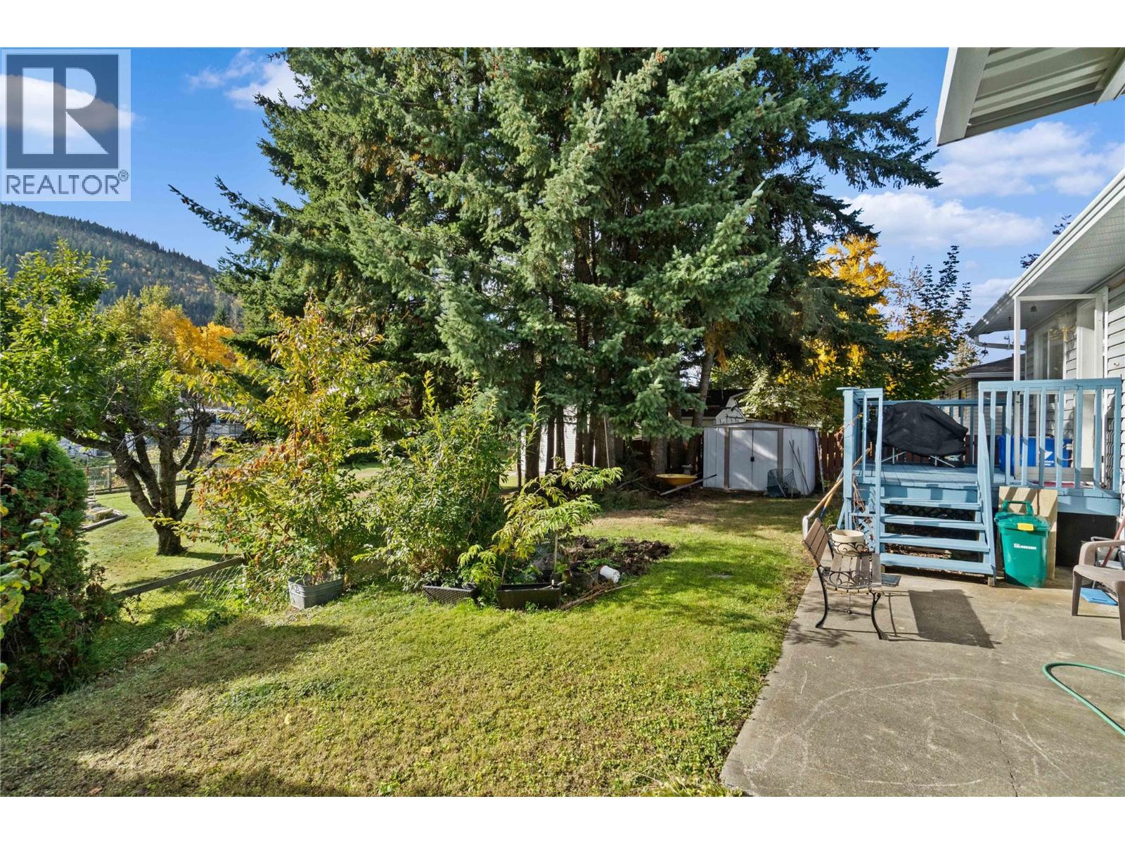 1660 15 Avenue Southeast, Salmon Arm