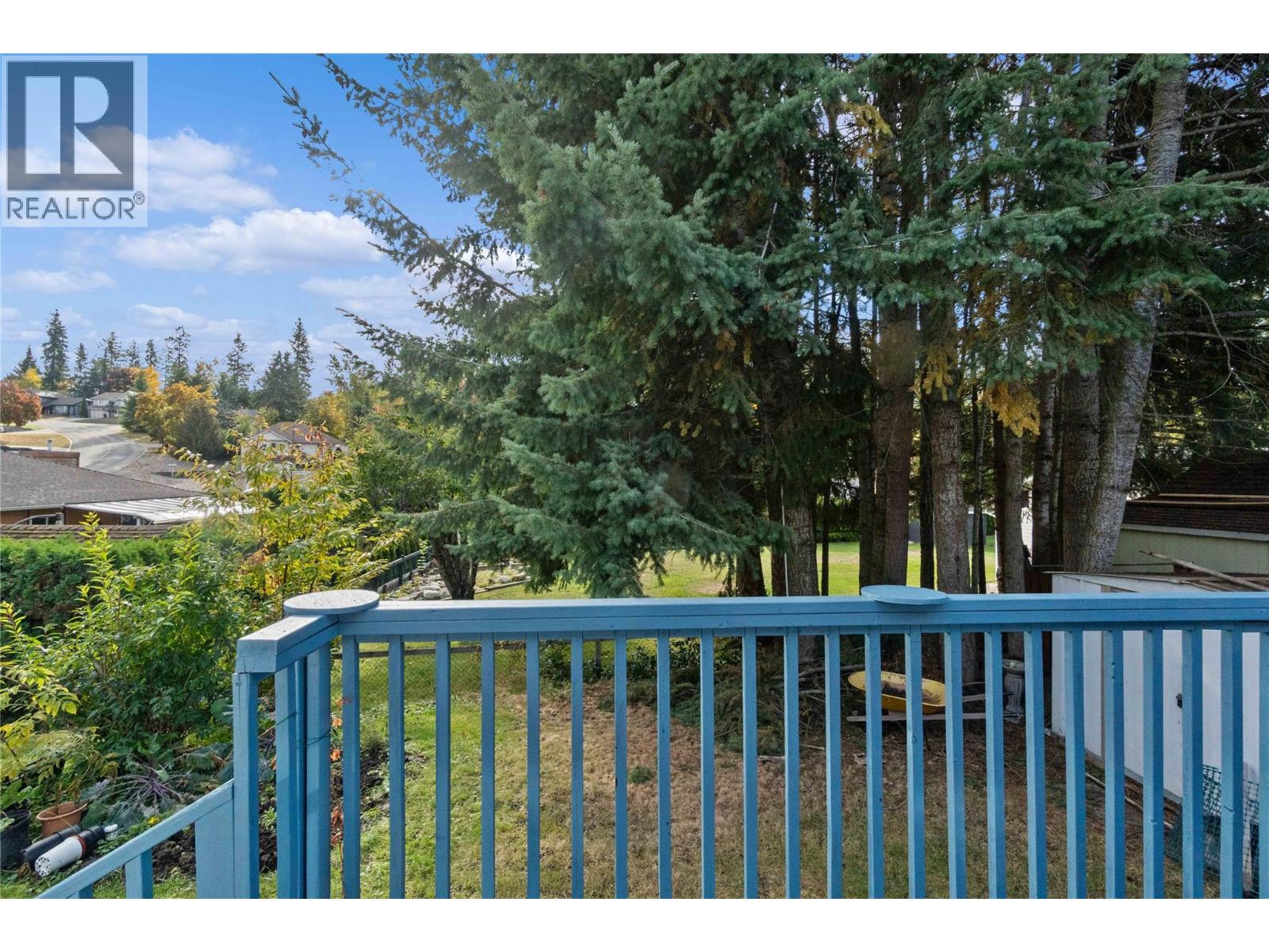 1660 15 Avenue Southeast, Salmon Arm