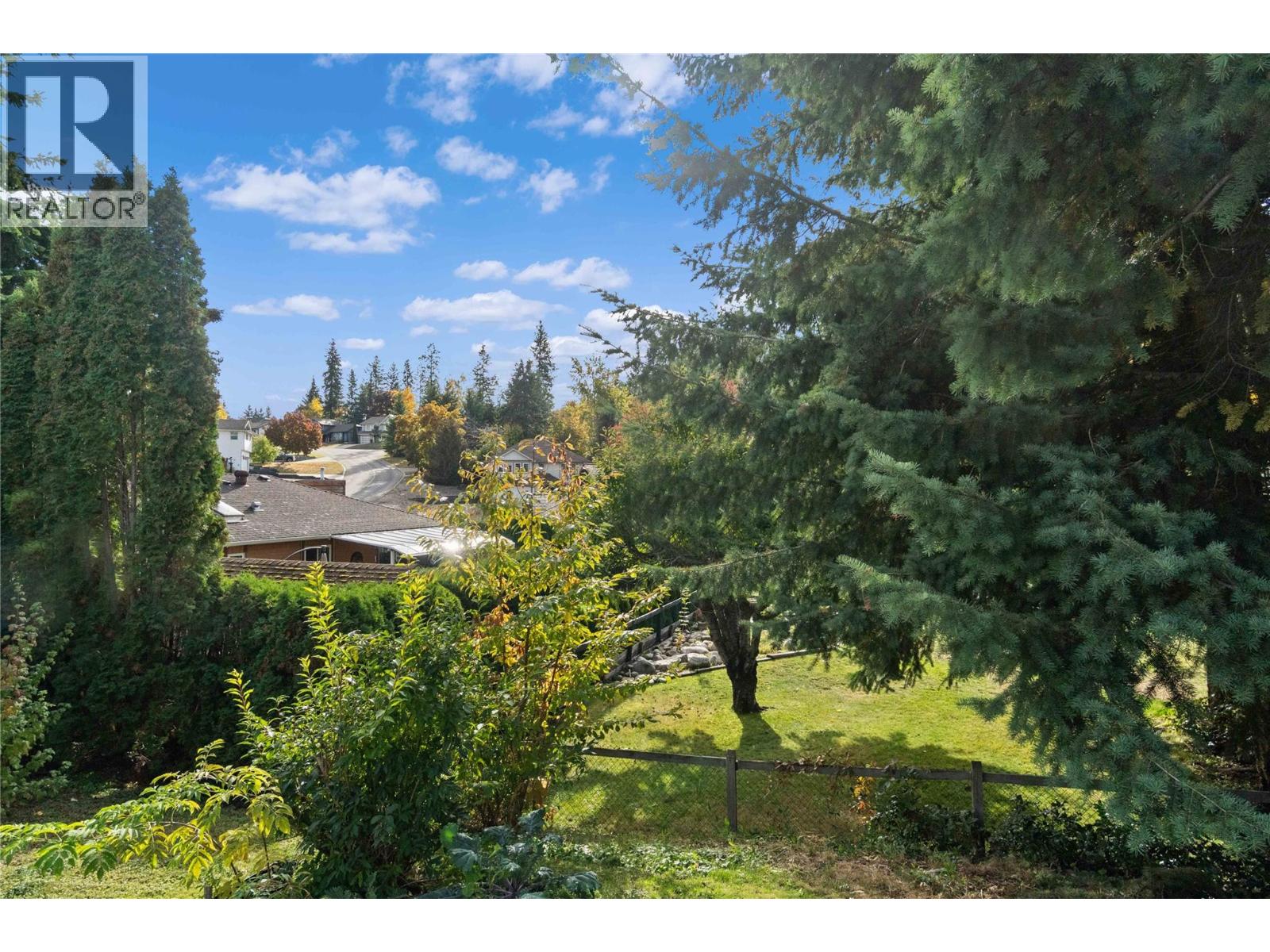 1660 15 Avenue Southeast, Salmon Arm