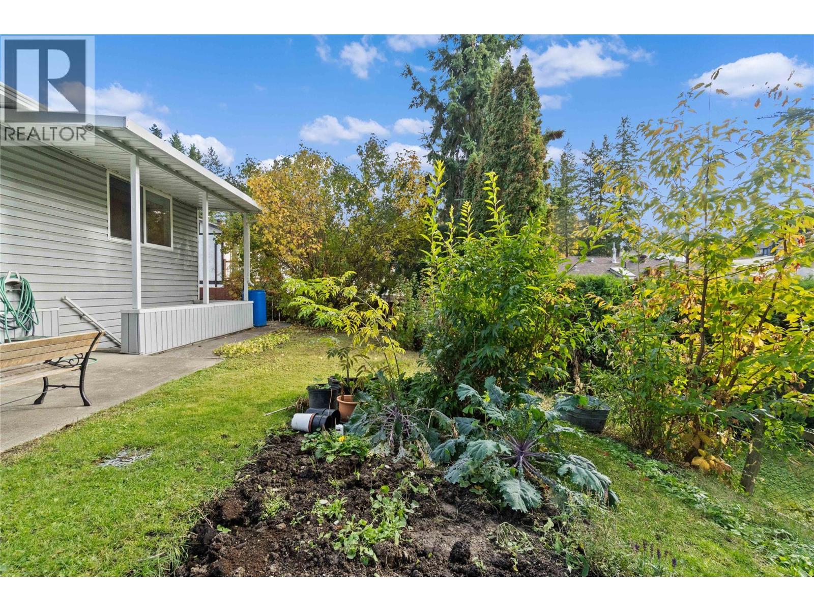 1660 15 Avenue Southeast, Salmon Arm