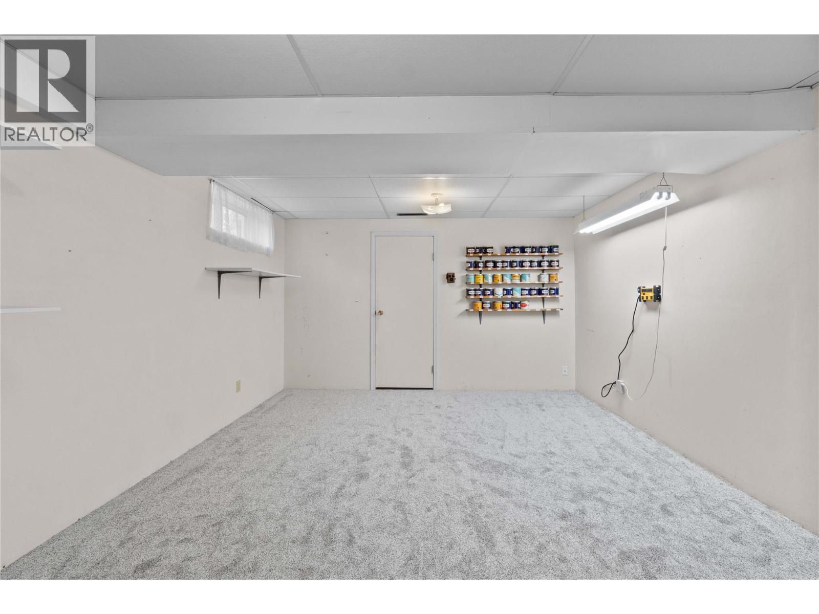 1660 15 Avenue Southeast, Salmon Arm