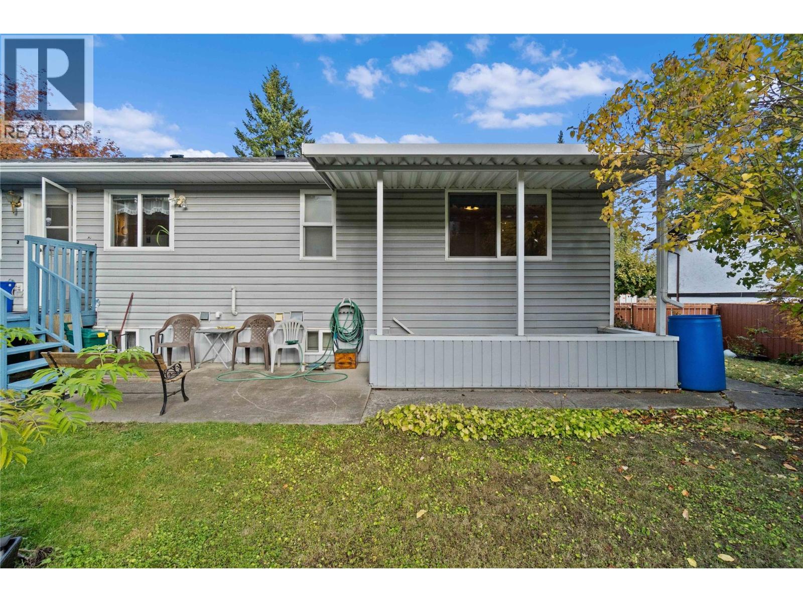 1660 15 Avenue Southeast, Salmon Arm