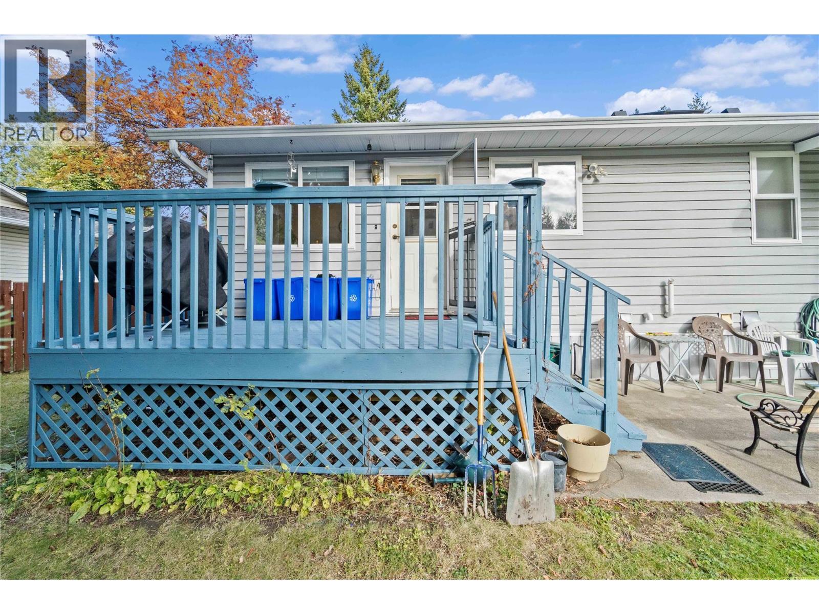 1660 15 Avenue Southeast, Salmon Arm