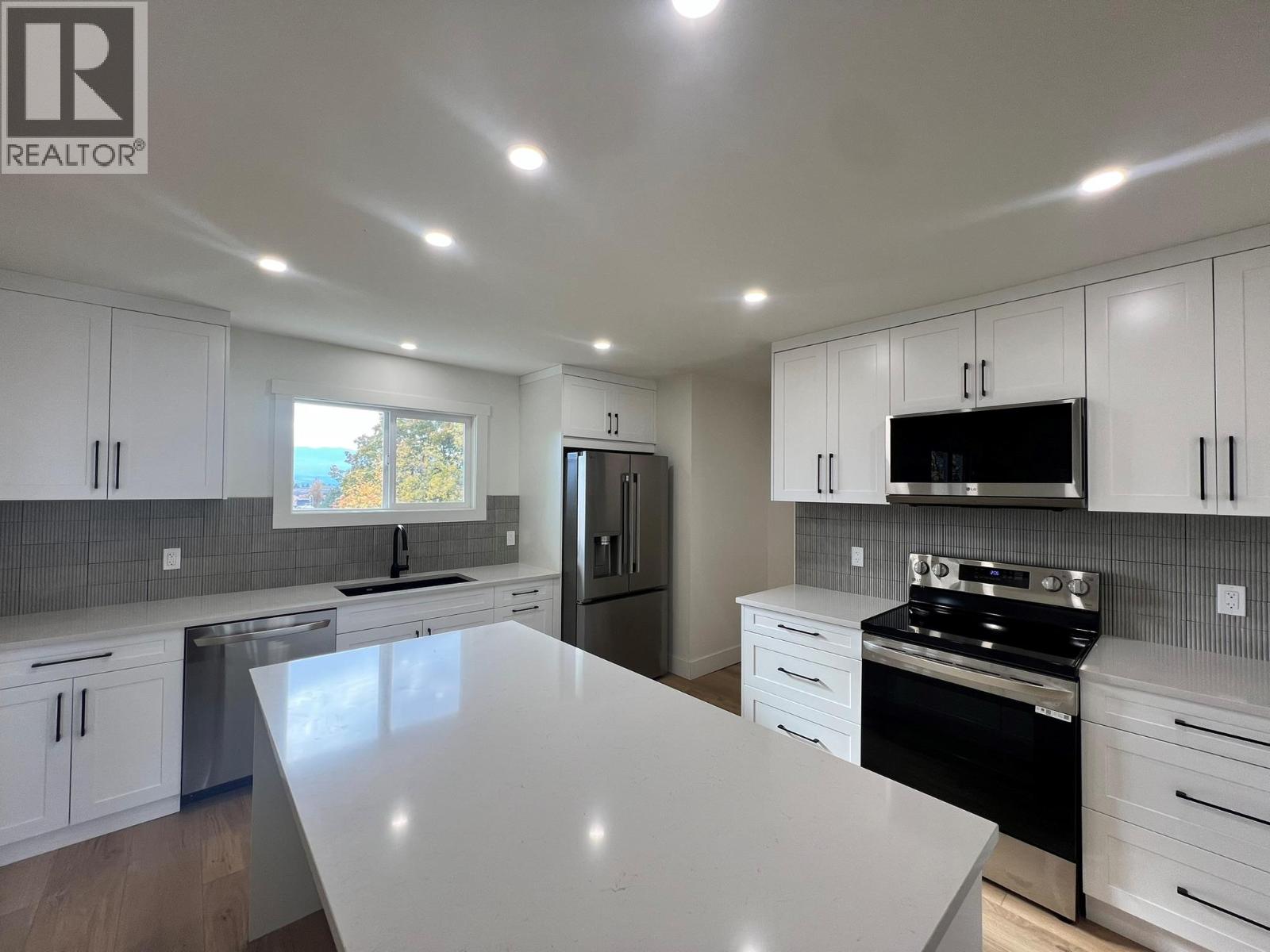  1457 Alta Vista Road, Kelowna