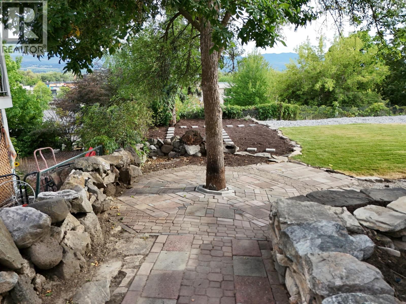  1457 Alta Vista Road, Kelowna