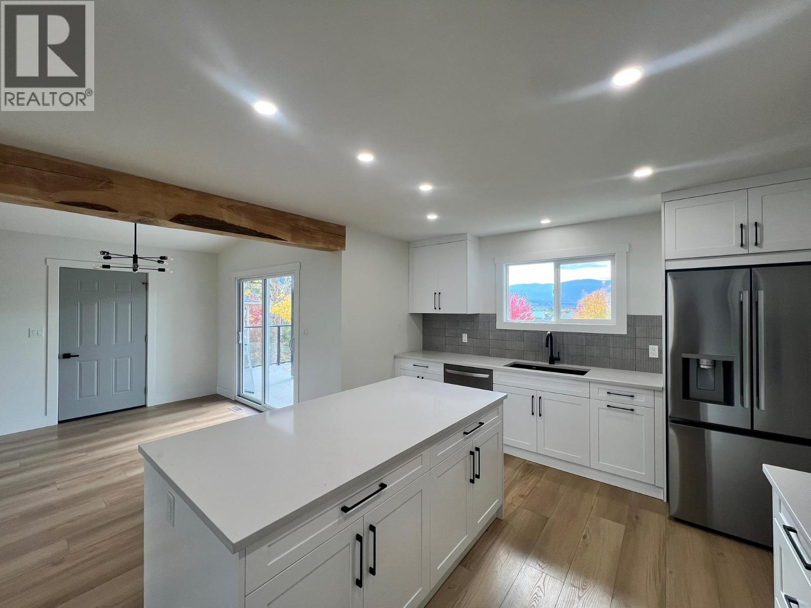  1457 Alta Vista Road, Kelowna