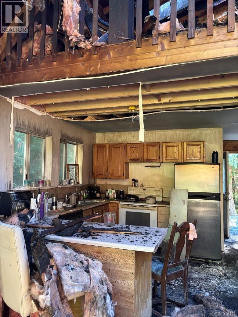 720 Spider Lake Road, Qualicum Beach