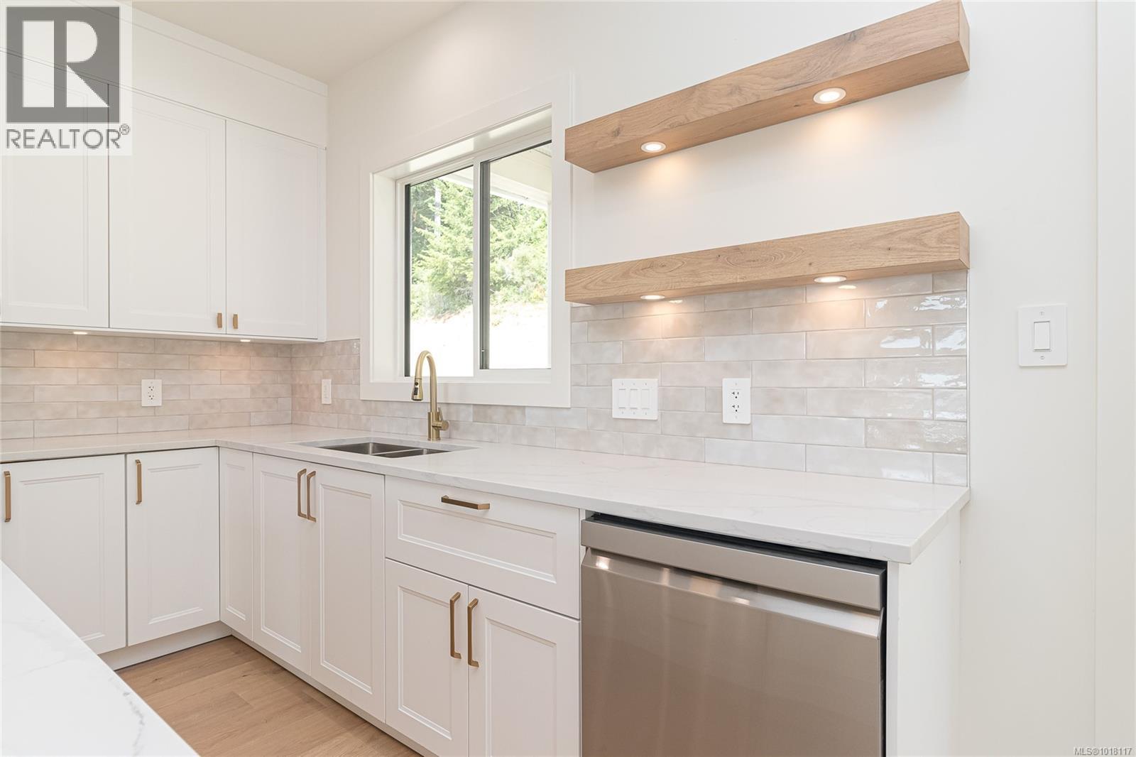 2580 Nickson Way, Sooke