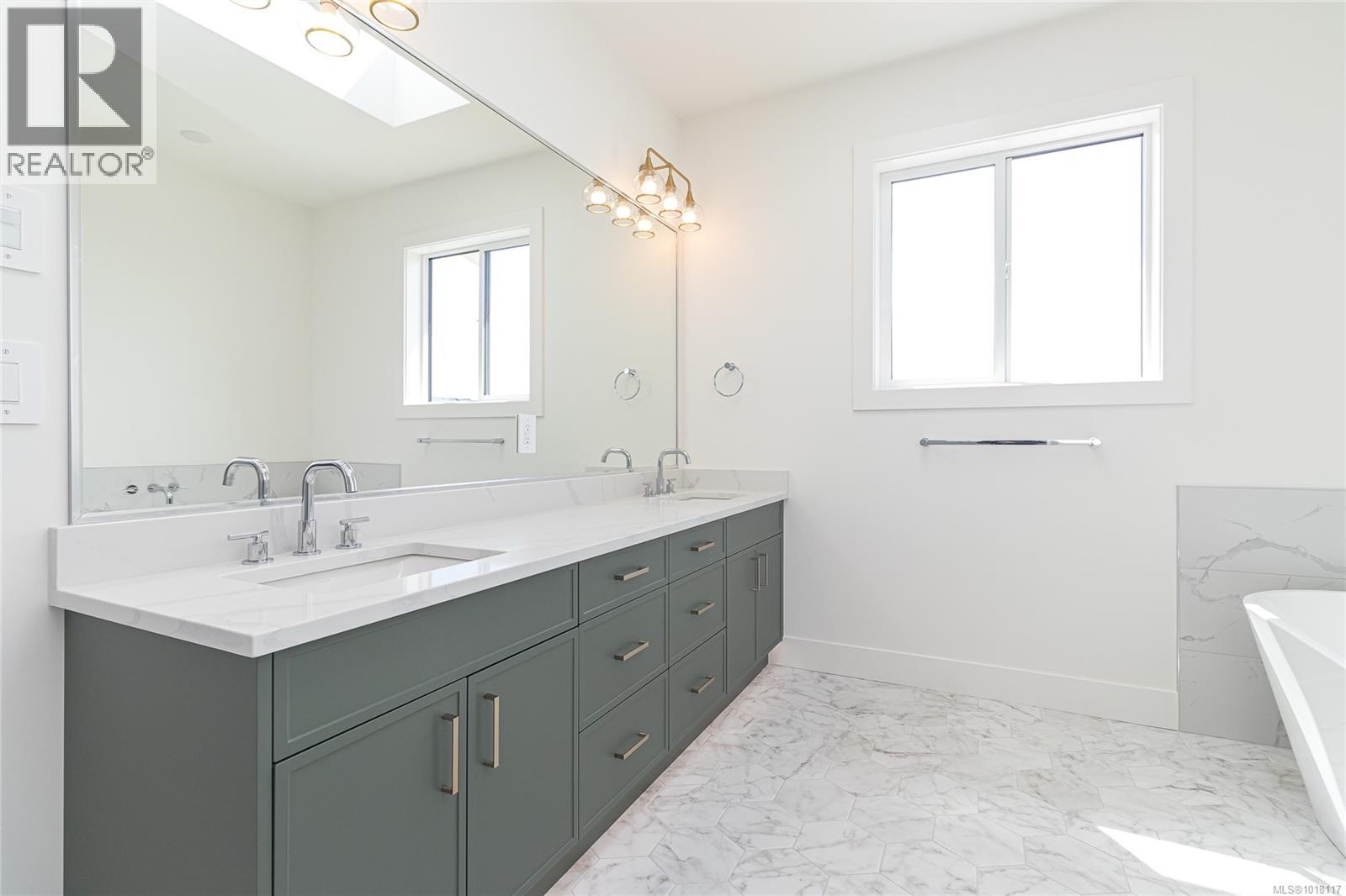 2580 Nickson Way, Sooke